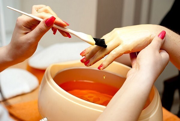 Treatments for dry skin on hands, feet, head, body, at home and in the salon