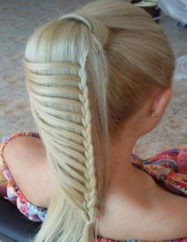 Frisuren für langes Haar mit eigenen Händen zu Hause. Schritt-für-Schritt-Anleitung, Foto