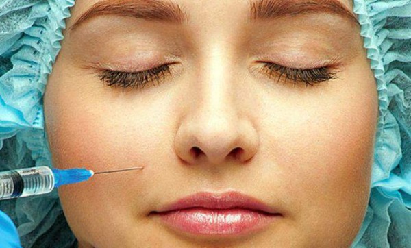 Mi az a botox az arc számára, injekciók, nano botox injekciók a homlokban, nasolabialis redők, hónalj