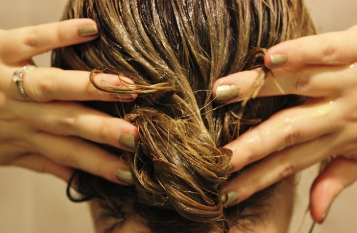 Dầu ngưu bàng cho tóc - tác dụng, đặc tính, cách điều trị. Dầu ảnh hưởng đến tóc như thế nào - lợi hay hại. Nhận xét