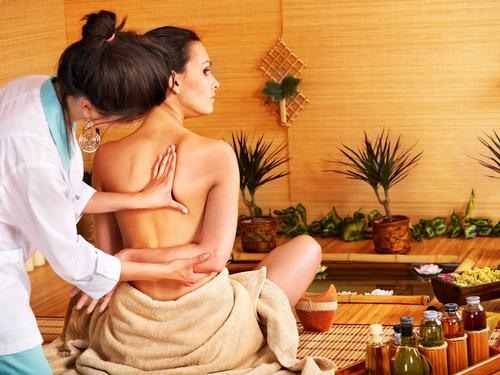 Alles over Shiatsu-massage (Shiatsu) - wat het is, techniek, hoe het te doen, punten op het gezicht, effectiviteit