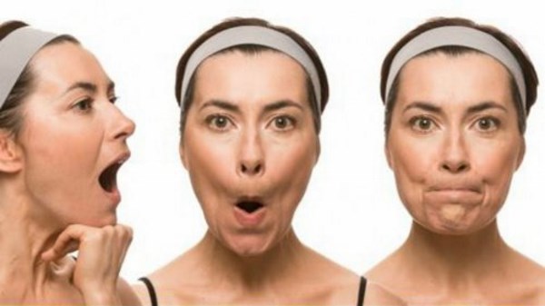 Revitonics - construction du visage, gymnastique du visage. Exercice, fitness anti-rides, pour l'élasticité de la peau, des muscles du cou et du visage