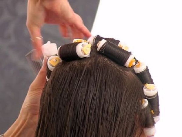 Biowaving des cheveux - comment le faire sur cheveux moyens et longs, photos avant et après, avis