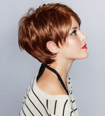 Os melhores cortes de cabelo para um rosto redondo. Foto com descrição para mulheres