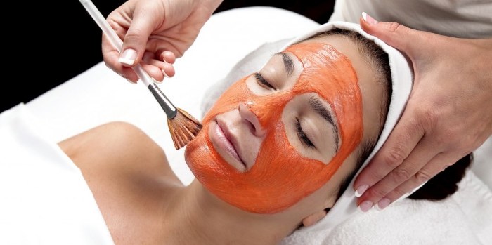 Maskers voor acne, tegen mee-eters op de huid, roodheid. Effectieve recepten voor thuisgebruik