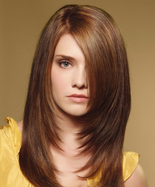 Potongan rambut wanita untuk panjang rambut sederhana. Foto, tajuk, pandangan depan dan belakang