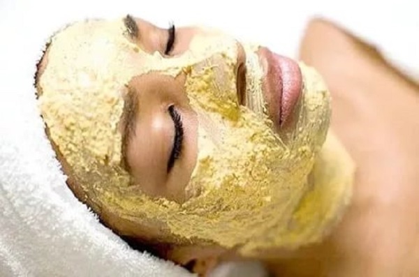 Màscares facials de plàtan. Receptes antiarrugues per a pells seques i amb problemes, després de 30, 40, 50 anys
