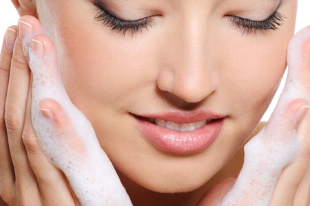 Folk remedies for acne on the face. The best recipes and their use at home