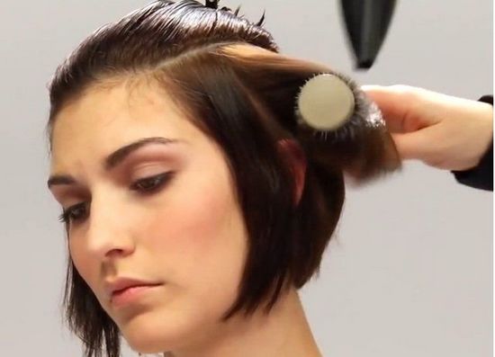 Асиметричне шишање за жене за кратку косу за округло лице, овално, троугласто. Фотографије, предњи и задњи поглед