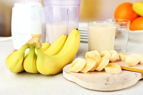 Proteína shakes para crescimento muscular e perda de peso. Benefícios e malefícios, receitas, como cozinhar em casa