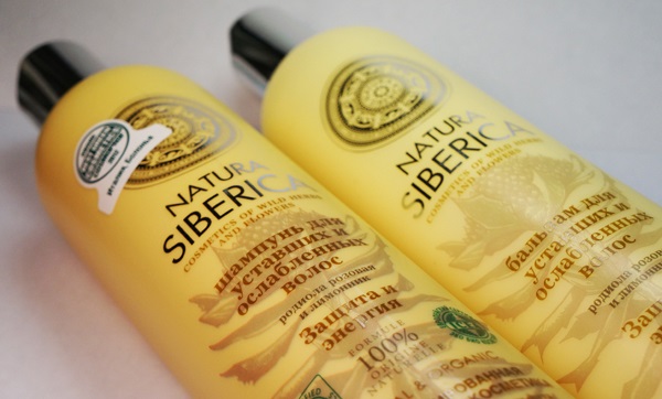 Mga shampoo na walang sulfates at parabens. Listahan ng mga propesyonal, natural, organikong produkto para sa mga matatanda at bata