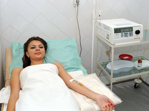 Intravenous ozone therapy. Reviews of doctors, indications and contraindications, benefits and harms, course of treatment, is it possible to carry out during pregnancy