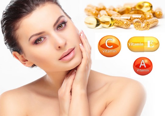 Vitamines per a la pell de la cara provinents d’acne, arrugues, acne, sequedat i descamació, pell problemàtica, en comprimits, ampolles. Noms de medicaments, preus