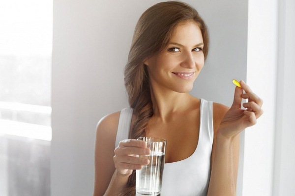 Las mejores vitaminas para la mujer: para la caída y crecimiento del cabello, fatiga y debilidad a los 30, 40, 50 años, fortificante Reseñas