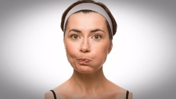 Comment éliminer les plis nasogéniens: charges, acide hyaluronique, correction des contours, botox et lipofilling, exercices du visage