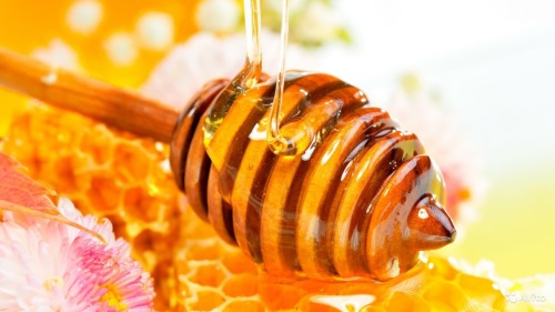 Mặt nạ mật ong trị nếp nhăn, mụn trứng cá, mụn đầu đen, vết đốm trên da.Công thức nấu ăn để sử dụng ở dạng nguyên chất và với các thành phần lành mạnh