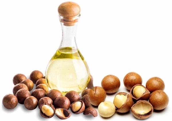 Les meilleures huiles pour les cheveux: noix de coco, bardane, arganier, lin, olive, argousier, amande, jojoba. Masques professionnels, produits de la pharmacie