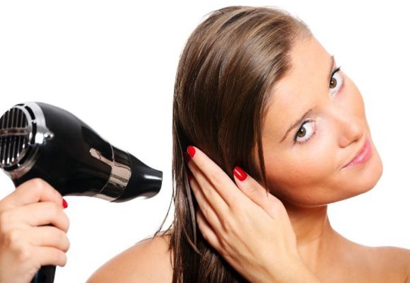 Colágeno para el cabello. Tipos, características, beneficios y daños, consecuencias del uso
