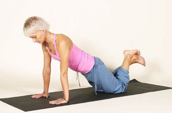 Mięśnie pleców: ćwiczenia wzmacniające w domu, na siłowni, przy osteochondrozie, skoliozie