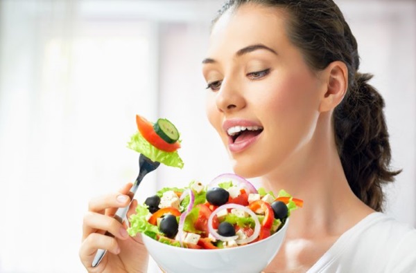 อาหารเมนูสำหรับผู้หญิง 1 สัปดาห์สำหรับการลดน้ำหนักเมื่อออกกำลังกาย