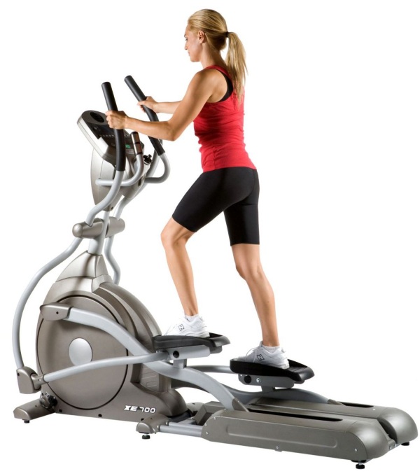 Vybavení pro domácí cvičení pro všechny svalové skupiny. Krokový, eliptický, nordic walking, silový, multifunkční, jízdní kolo, veslování. Hodnocení