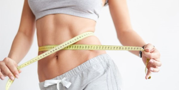 Retire los costados y el estómago.Ejercicios sencillos para mujeres durante una semana. Programa de entrenamiento
