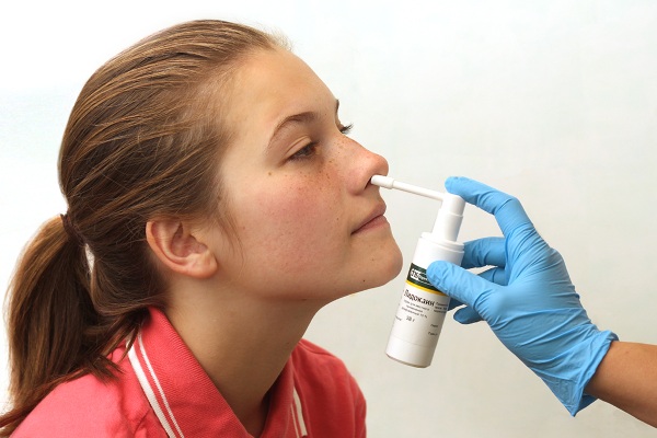 Nechirurgická rinoplastika nosu. Fotografie, jak se to dělá, jak si vybrat kliniku, doktore. Recenze