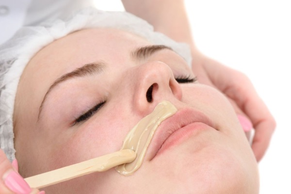كيفية التخلص من شعر الجسم نهائيا. العلاجات الشعبية والإجراءات التجميلية