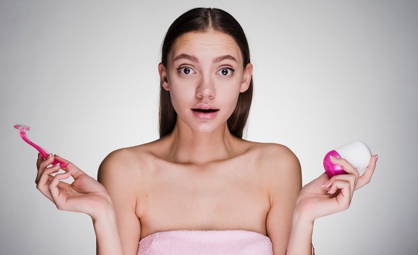 เลเซอร์กำจัดขนบริเวณริมฝีปากบน (หนวด) ในผู้หญิง จำเป็นต้องใช้กี่เซสชันทำอย่างไร