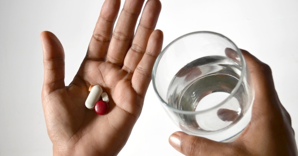 Pilulky na zvětšení prsou v lékárně. Seznam, ceny, recenze