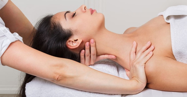 Massage điêu khắc toàn thân. Trước và sau ảnh, video hướng dẫn, kết quả