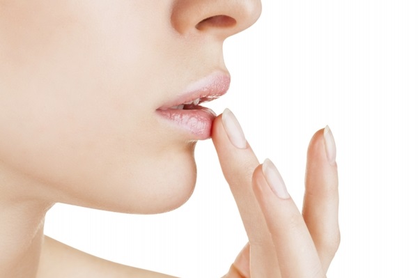 Tatouage des lèvres. Photos avant et après, conséquences, avis