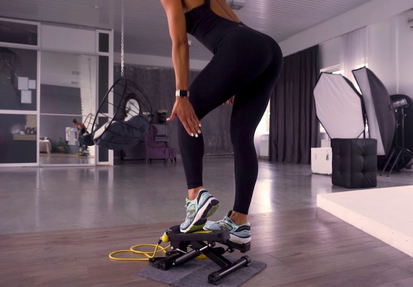 Exercise machines for girls in the gym. Names, how to use